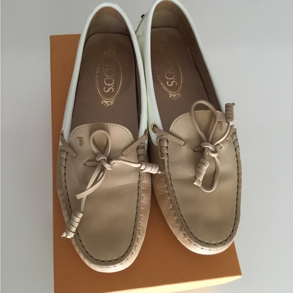 Tods Driving Loafer Size 38.5.
